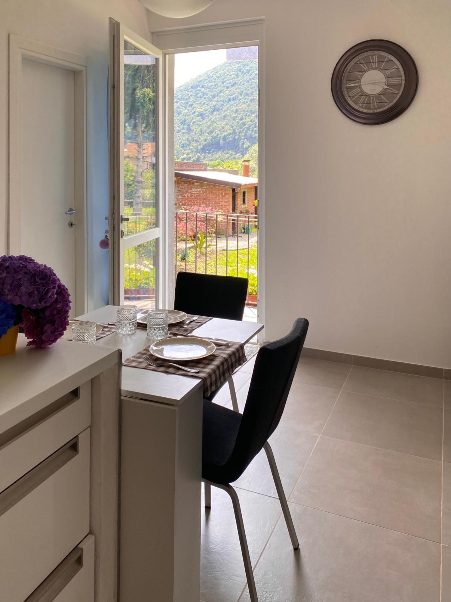 Luna Apartment Verbania Ngoại thất bức ảnh