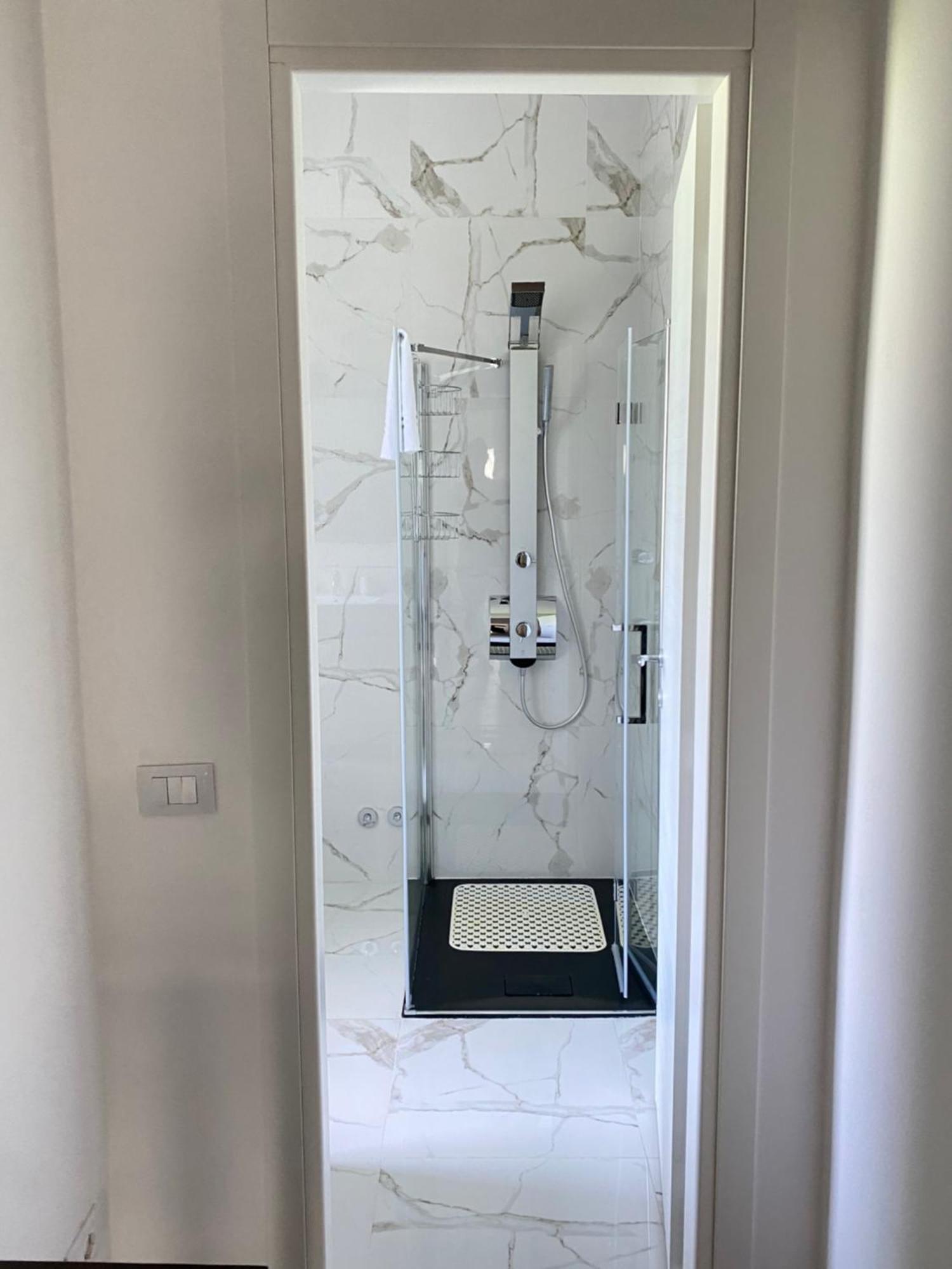 Luna Apartment Verbania Ngoại thất bức ảnh